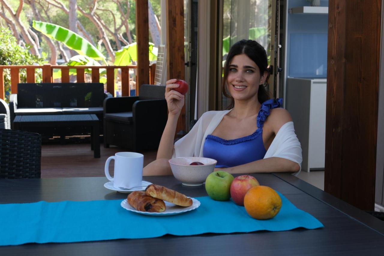 Villaggio Camping Torre Del Porticciolo ปอร์โต คอนเต ภายนอก รูปภาพ