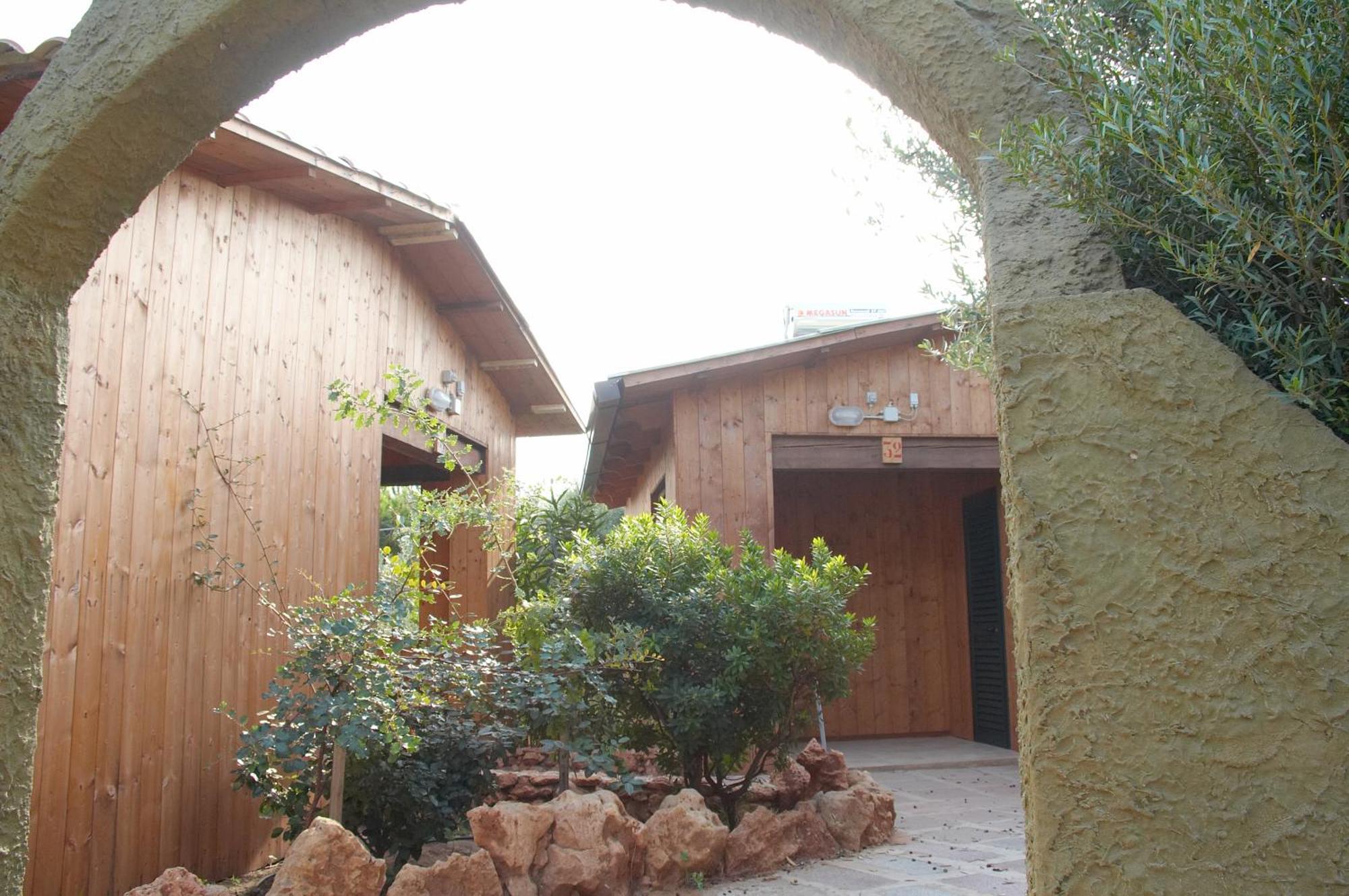 Villaggio Camping Torre Del Porticciolo ปอร์โต คอนเต ภายนอก รูปภาพ