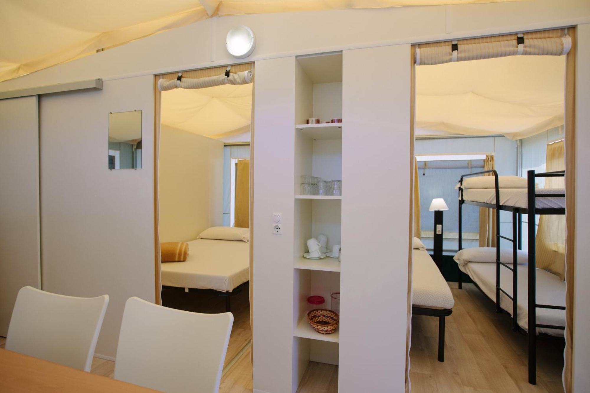 Villaggio Camping Torre Del Porticciolo ปอร์โต คอนเต ห้อง รูปภาพ